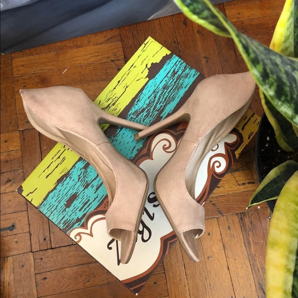Nude Heels
